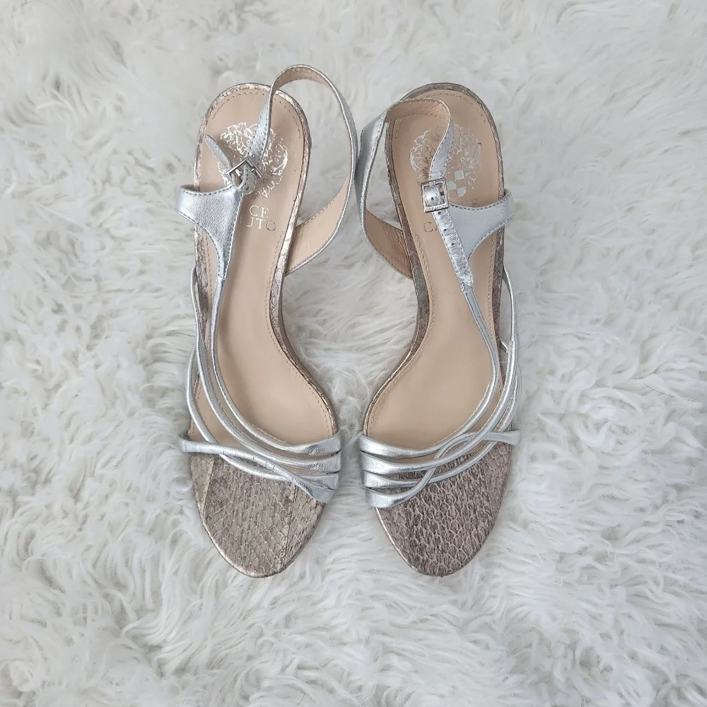 Vince Camuto TIERNAN Dress Sandal SILVER/GLEAM. Size 9.5. New without box or tag